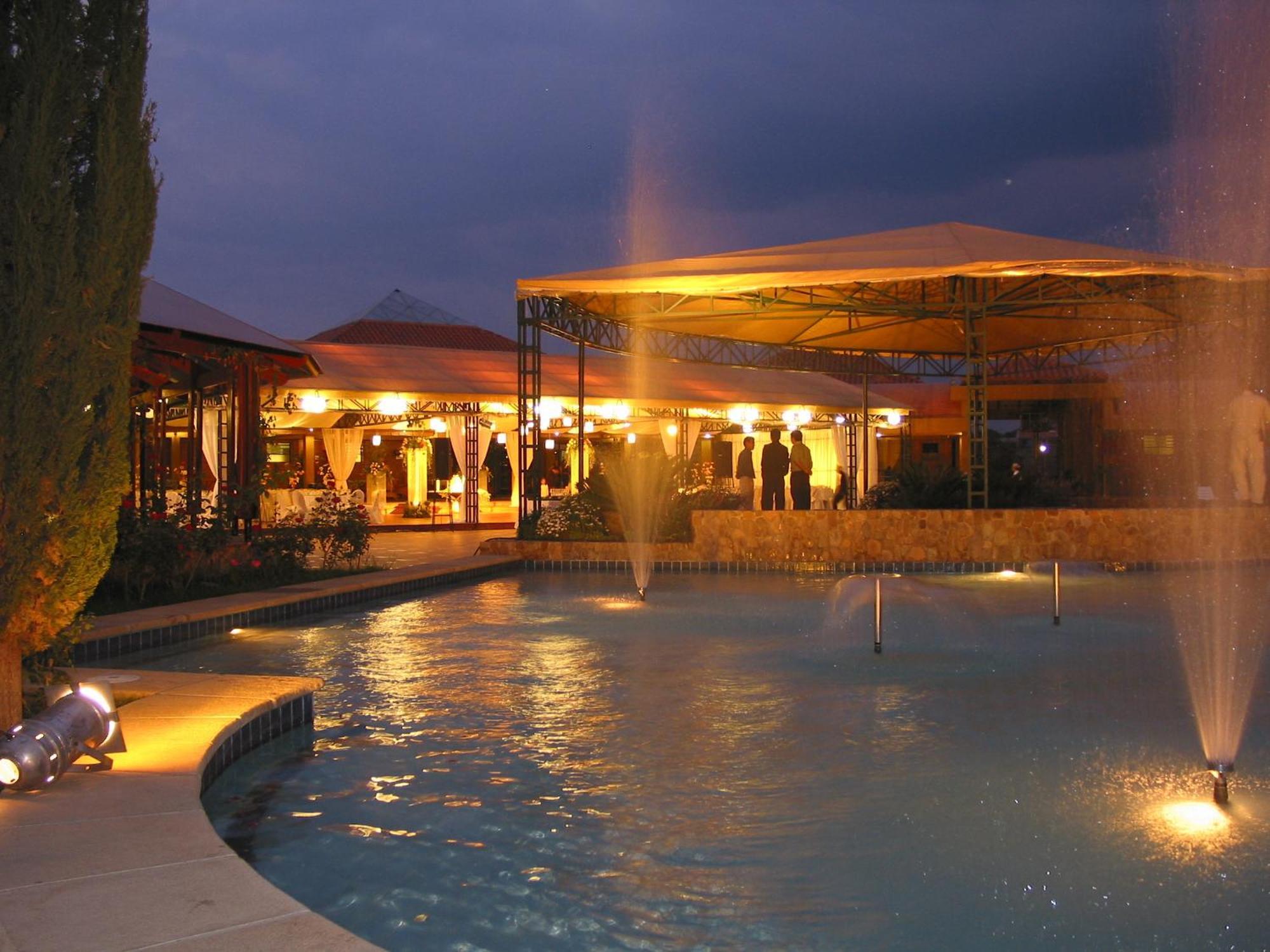 Hotel Los Parrales Tarija Extérieur photo